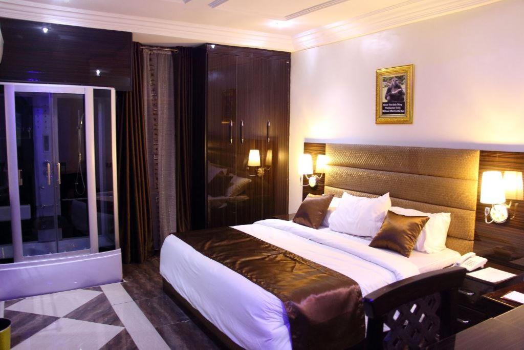 أبوجا E-Suite Hotel المظهر الخارجي الصورة